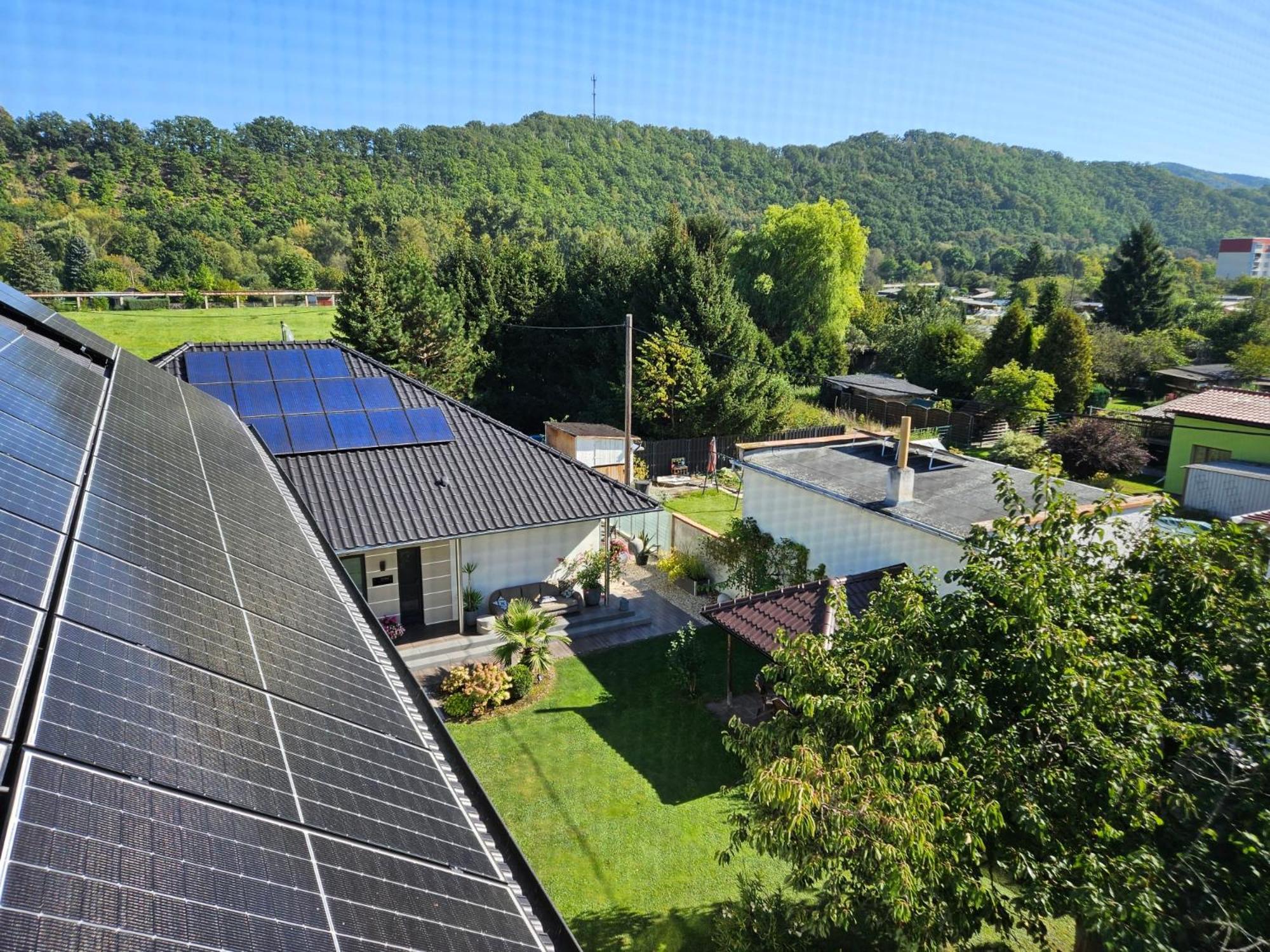 Apartments Am Saalebogen Mit Gartenterrasse, Grillkamin, Freie Parkplaetze 鲁多尔施塔特 外观 照片